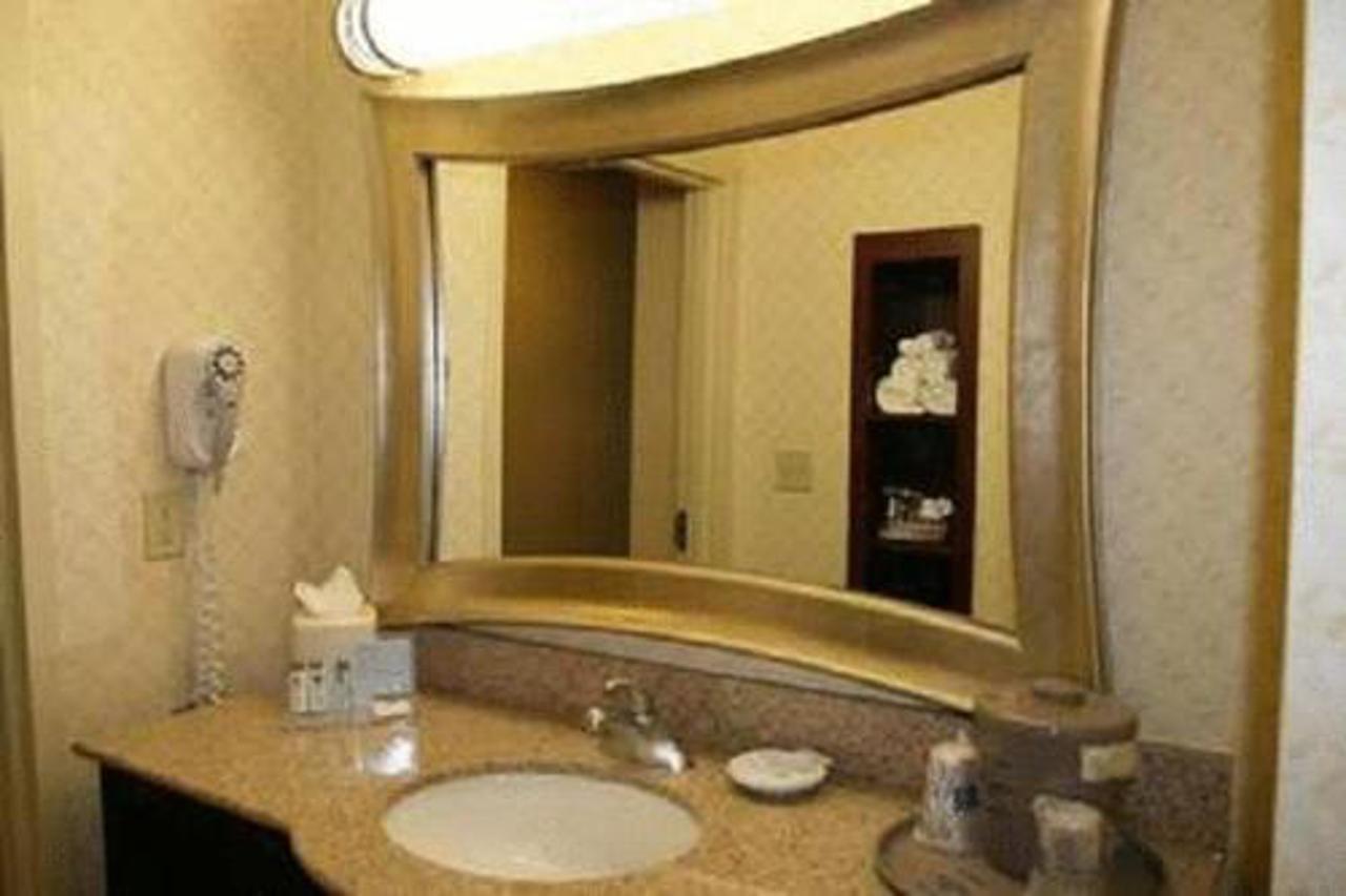 Hotel Hampton By Hilton Brentwood Zewnętrze zdjęcie