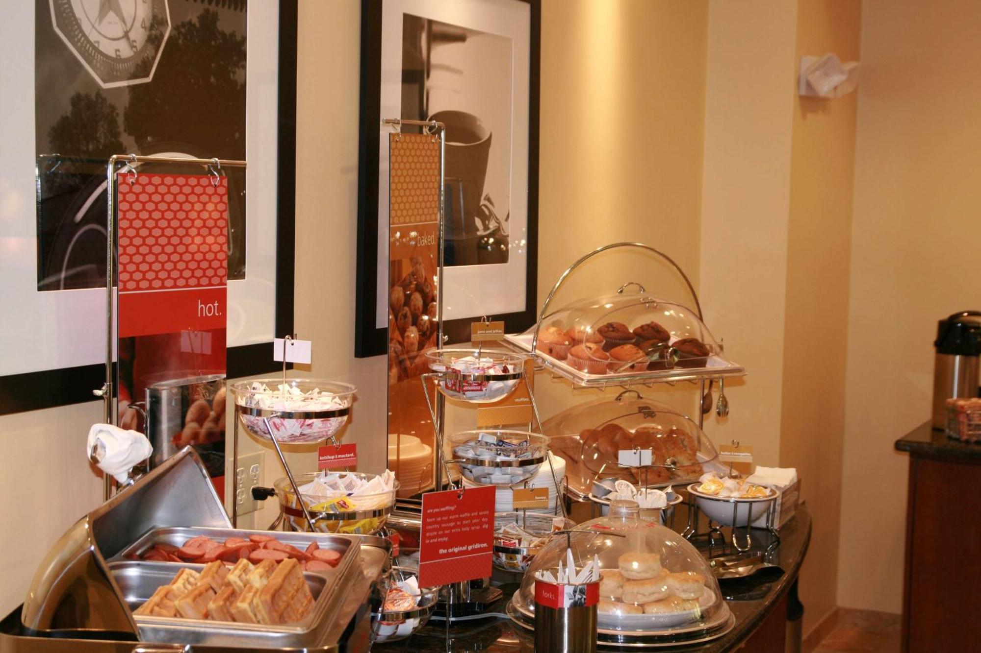 Hotel Hampton By Hilton Brentwood Zewnętrze zdjęcie