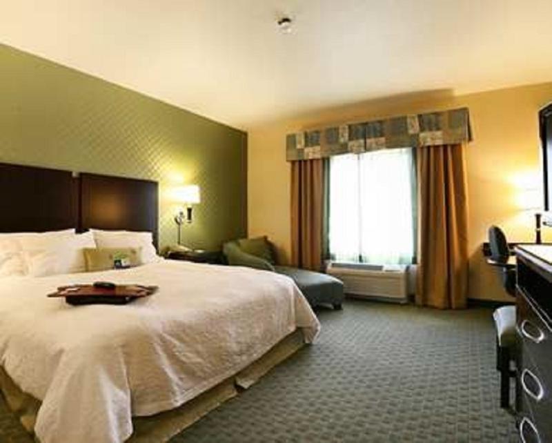 Hotel Hampton By Hilton Brentwood Zewnętrze zdjęcie